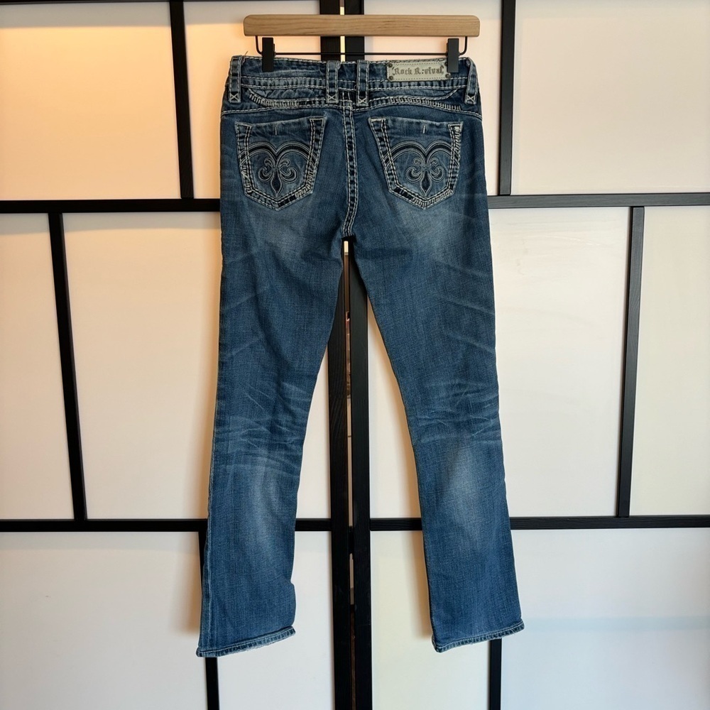 Rock Revival Straight‎ Leg distressed denim jeans. Size 27